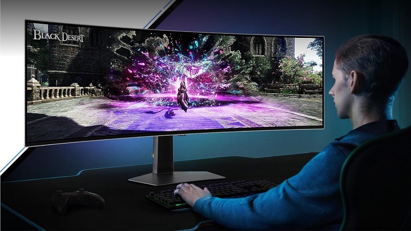 Huge $600 savings on the 2023 Samsung 49-inch OLED gaming monitor