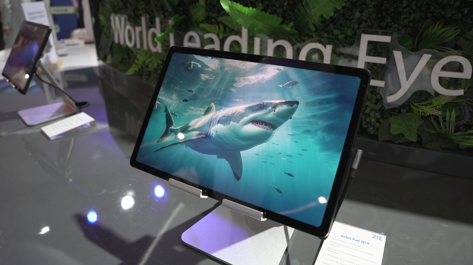 This tablet delivers a 3D experience without the hassle