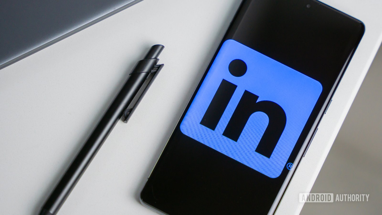 Games could soon come to LinkedIn, for some reason (APK teardown)