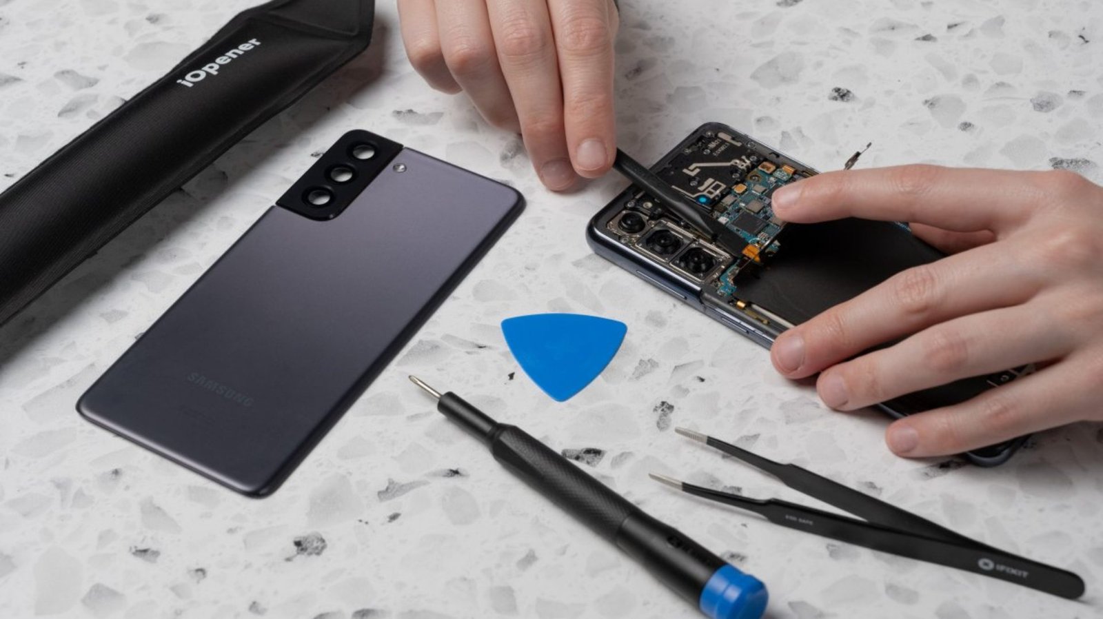 Samsung responds after iFixit breaks off repair partnership –