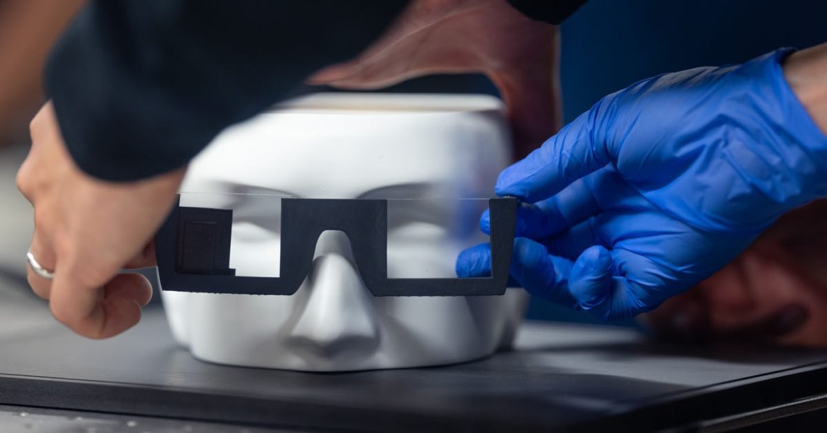 Stanford tech may help transition from Vision Pro to Apple Glasses