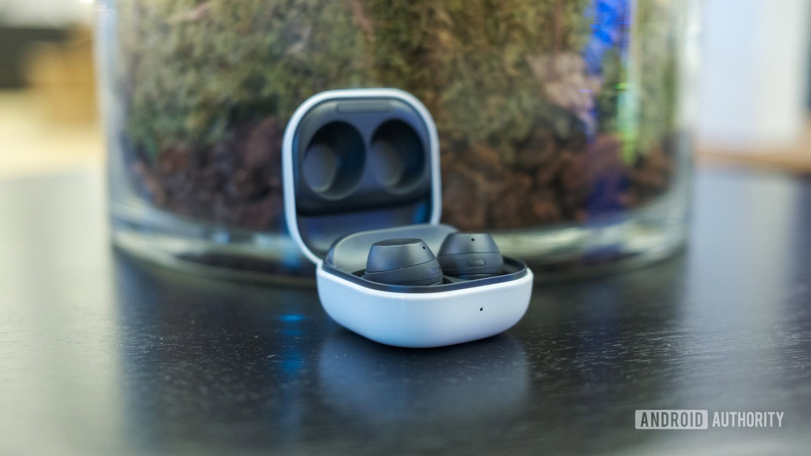 Samsung’s own app leaks major redesign of Galaxy Buds 3