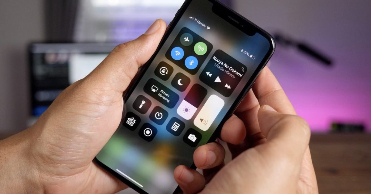 iOS 18 Control Center reportedly features redesigned music widget and HomeKit controls