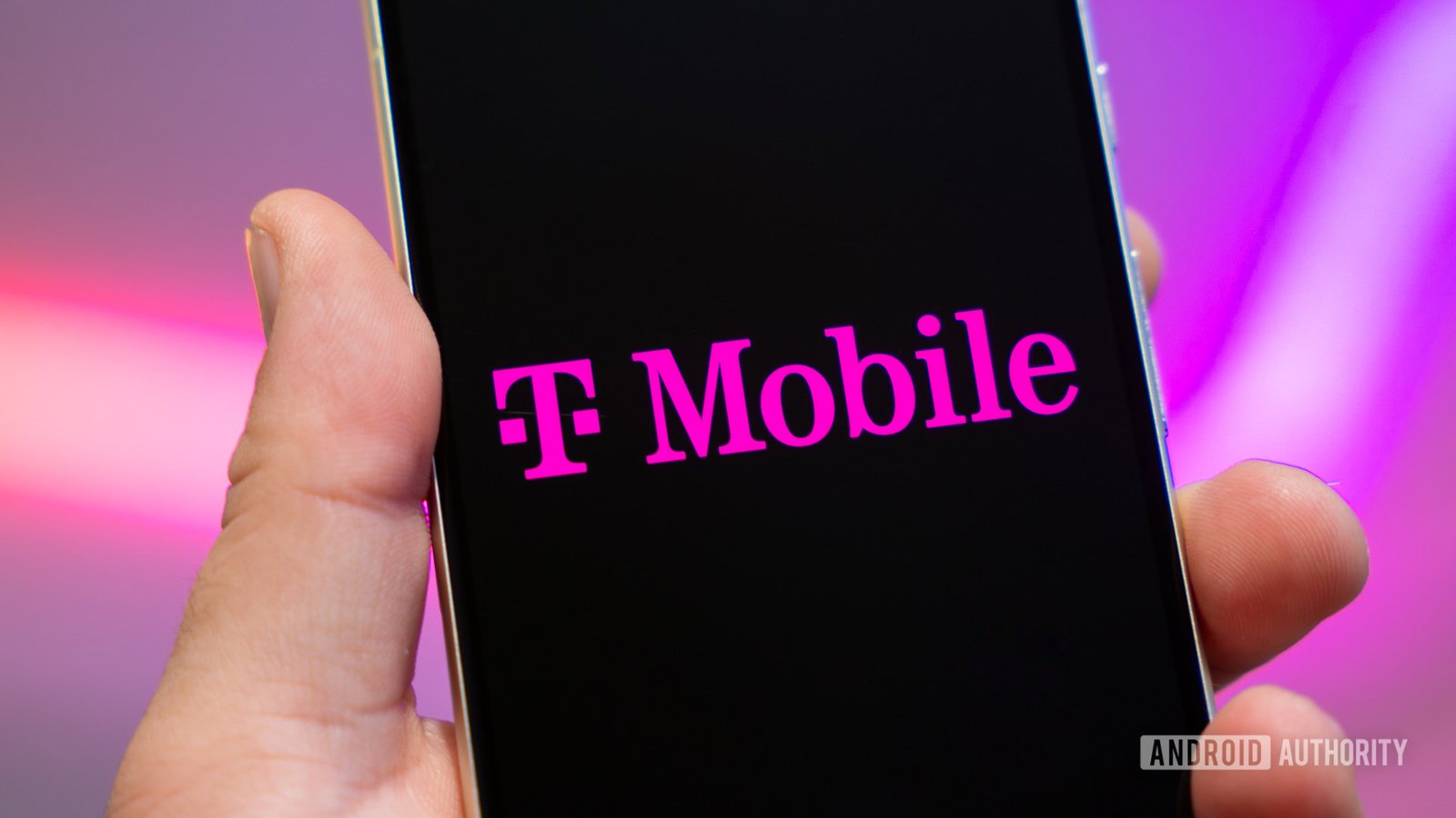 T-Mobile’s network speeds leave Verizon and AT&T in the dust