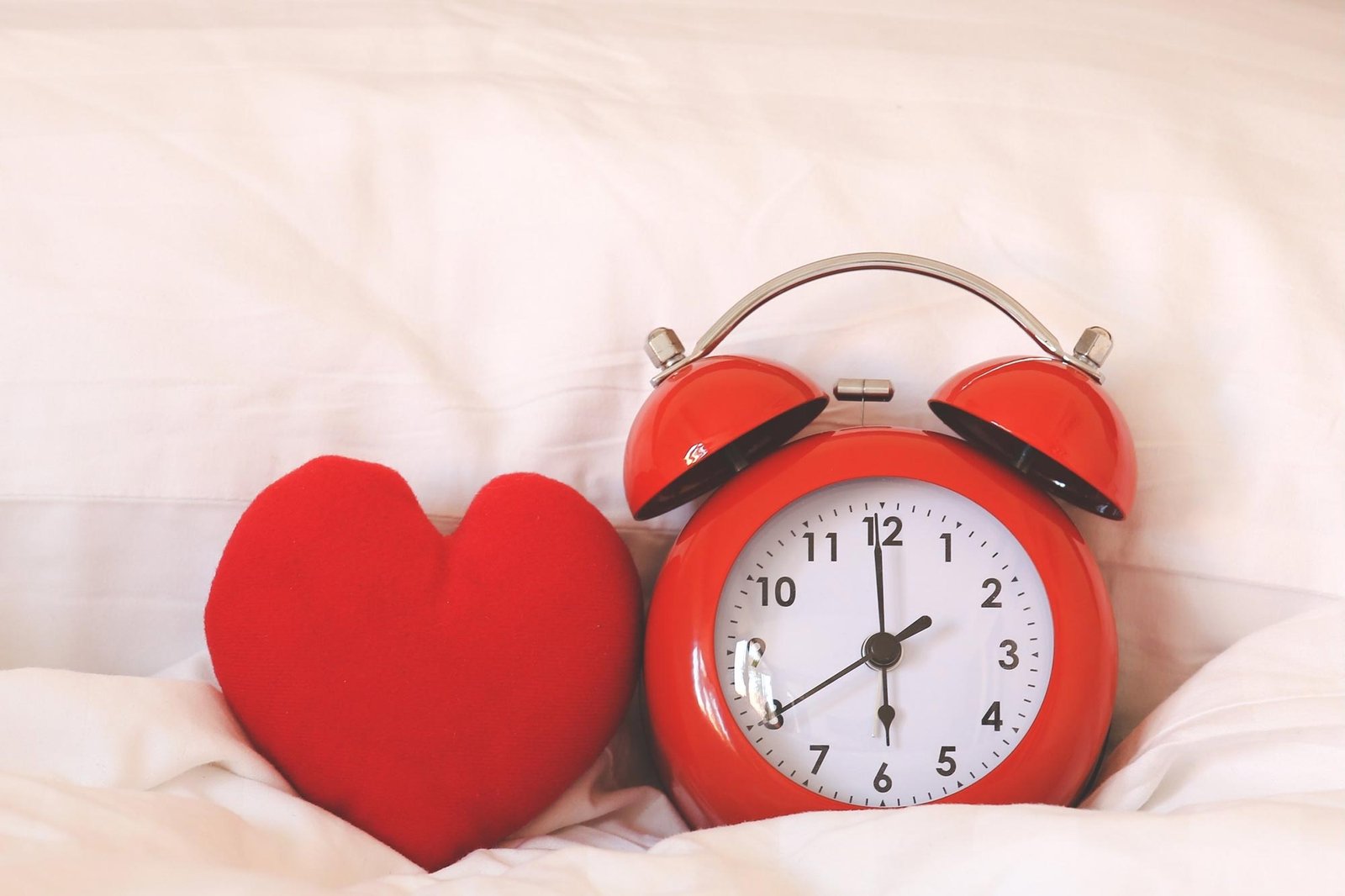 Extra Sleep on Weekends Linked to a 20% Lower Heart Disease Risk