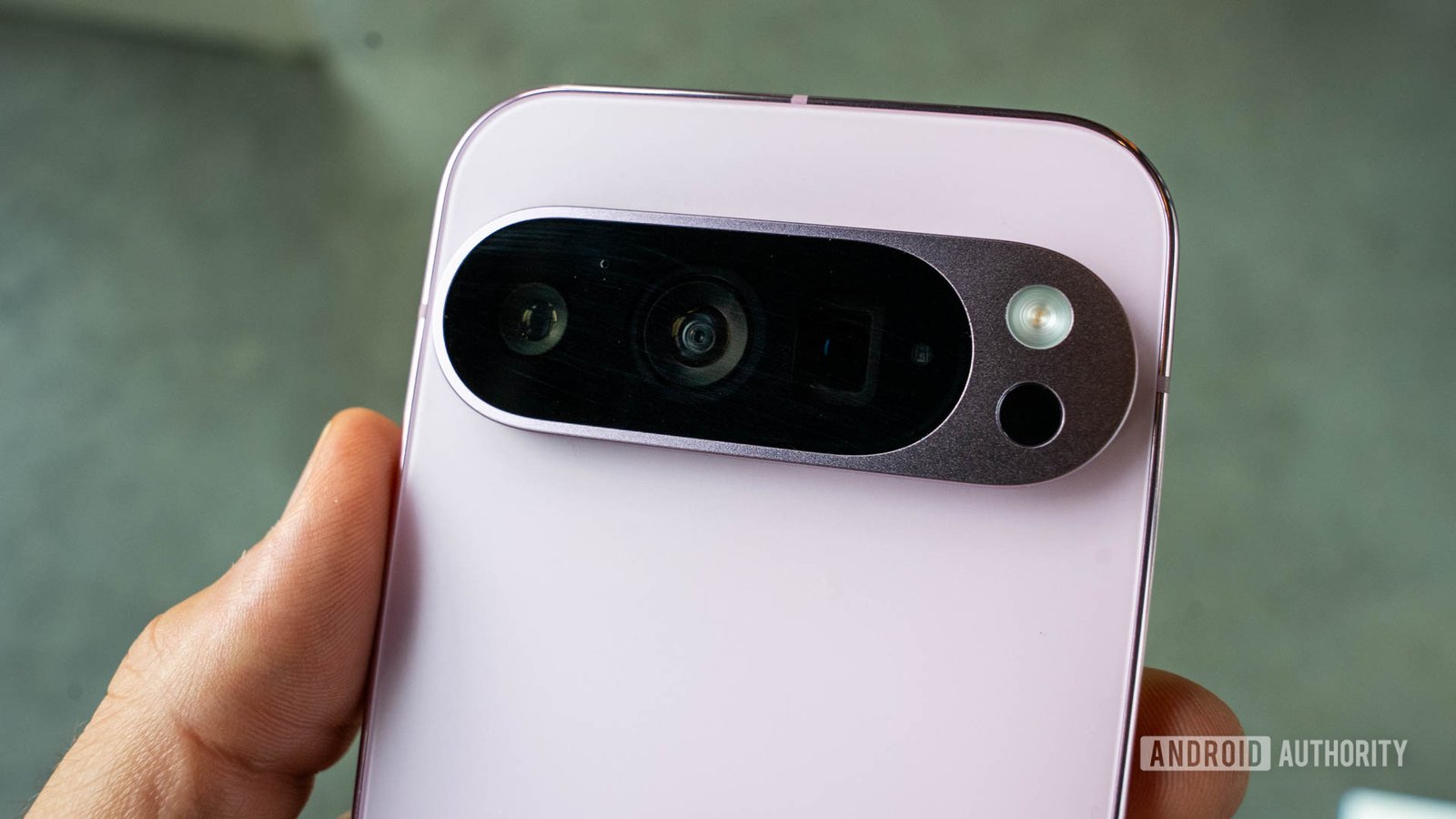 Magic Editor on the Pixel 9 wants to Reimagine pics with a whole new vibe