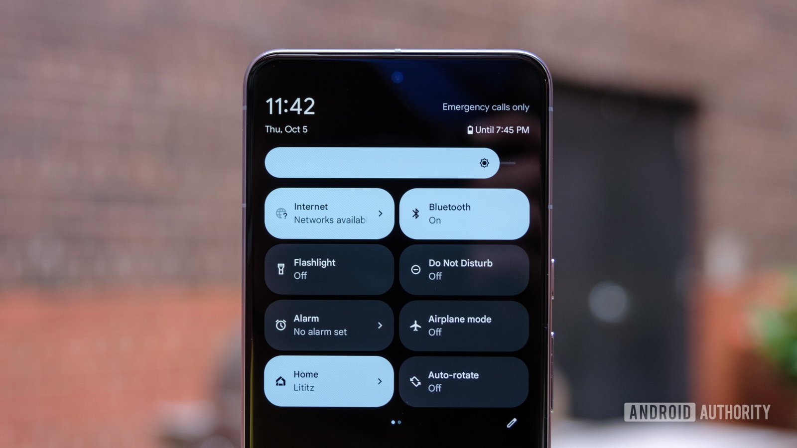 New Song Search Quick Settings tile makes your phone almost as good as a Pixel at recognizing music