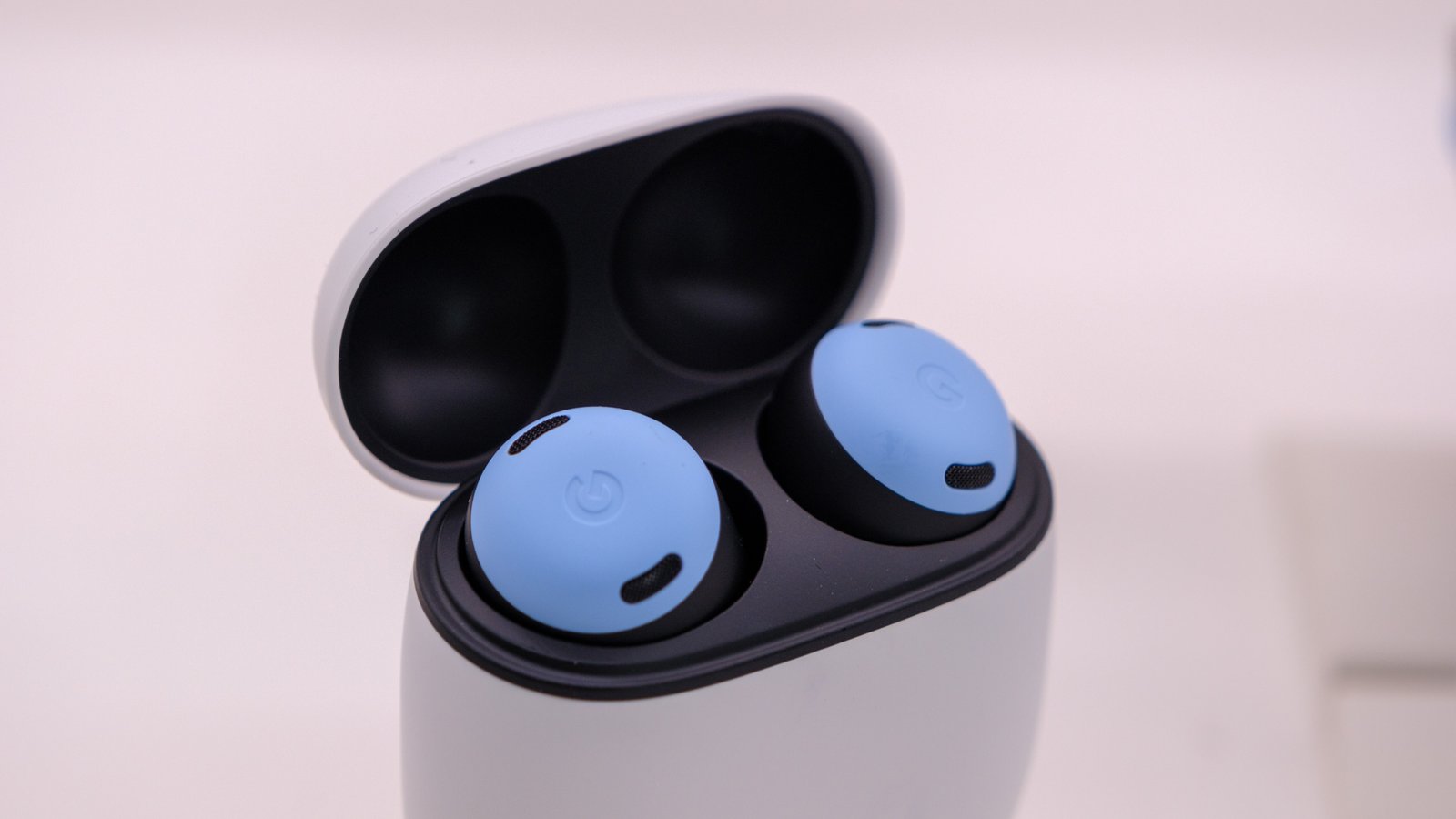 There’s good news if you want Gemini on your older Pixel Buds