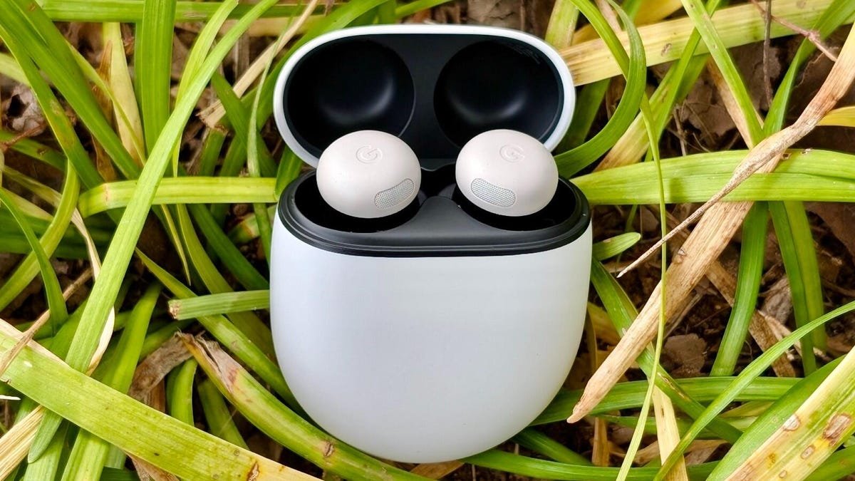 I replaced my AirPods with Google’s new Pixel Buds Pro 2 – and shamelessly enjoyed it