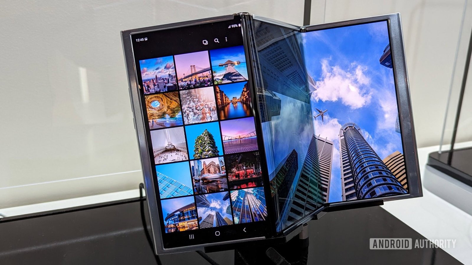 Samsung is considering a triple-screen foldable phone for next year